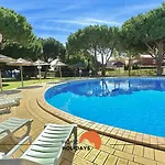 #274 3br Bicos Spacious Apartment Albufeira